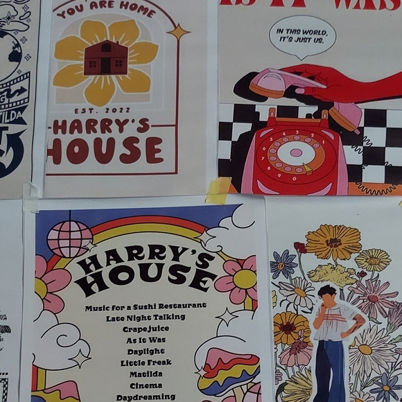 Posters - Picture 3 of 4